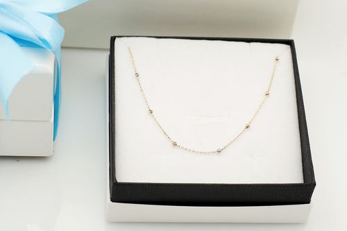 złoty choker - celebrytka z 3-kolorowymi kuleczkami 35 + 3cm na Arena.pl