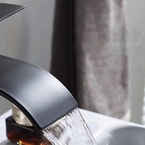 CZARNA BATERIA UMYWALKOWA STOJĄCA WODOSPAD CUBIC ŁAZIENKOWA KRAN UMYWALKI na Arena.pl