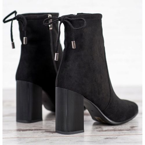 Zamszowe Botki Z Kokardką r.40 na Arena.pl