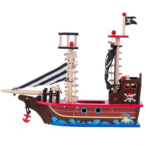 Drewniany statek piracki na Arena.pl