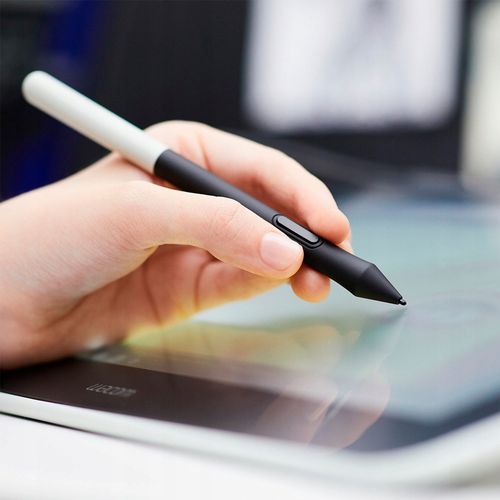 Rysik do ekranów Wacom biały, czarny na Arena.pl
