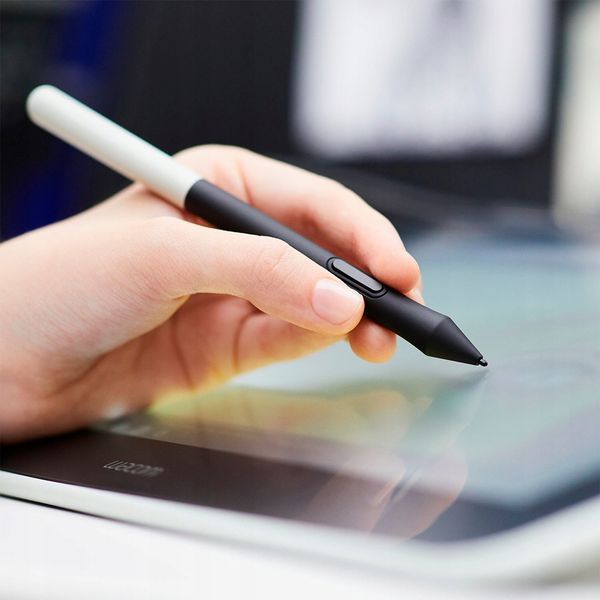 Rysik do ekranów Wacom biały, czarny zdjęcie 5
