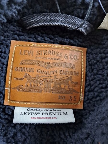 Damska kurtka Levi's dżinsowa z podszewką ze sztucznego futra | R. XS zdjęcie 7