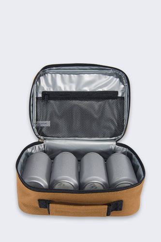 izolowany lunchbox carhartt 4 can na Arena.pl