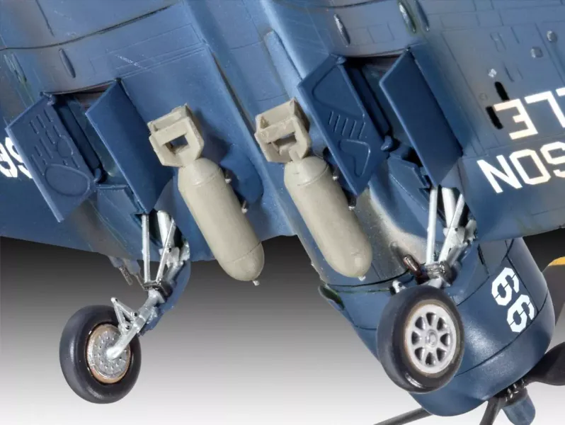 Model samolotu F4U-4 Corsair, 1:72 zdjęcie 4
