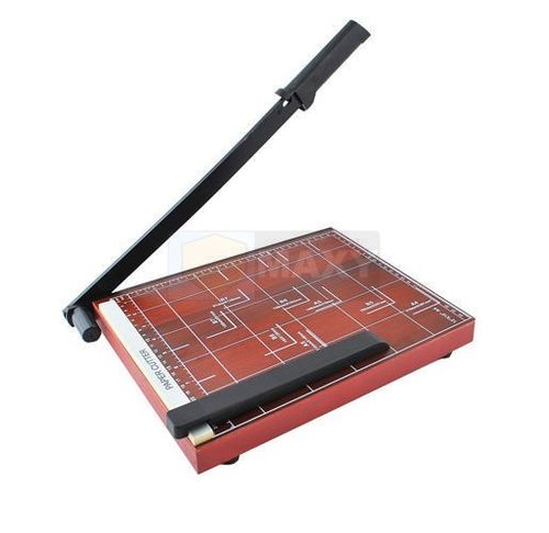 Gilotyna do papieru na Arena.pl