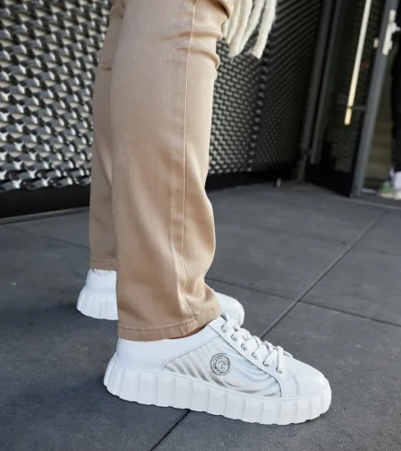 Białe skórzane sneakersy na platformie Stradone 36 na Arena.pl