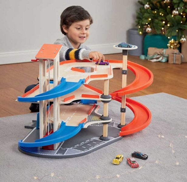 DUŻY DREWNIANY PARKING Z SAMOCHODAMI RUCHOMA WINDA zdjęcie 6