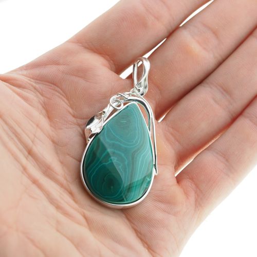 Zawieszka malachit łza w srebrze z liśćmi na Arena.pl