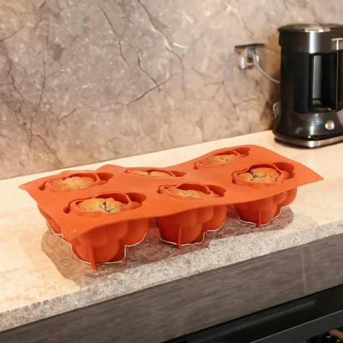 FORMA SILIKONOWA CHMURKA DO CIASTEK MUFFINEK DESERY 3D 19x35CM 6 GNIAZD na Arena.pl