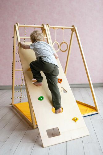 ścianka wspinaczkowa dla piramidy na Arena.pl