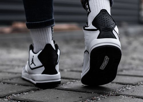 Nike Courtside 23 (GS) (AR1002-100)38 na Arena.pl