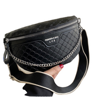 Czarna torebka skórzana na ramię łańcuch nerka elegancka pikowana