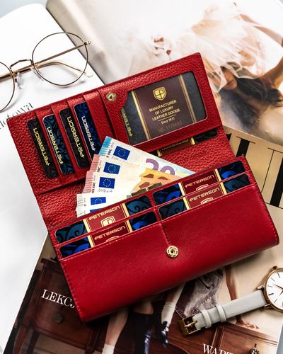 duży portfel damski z wężowym wzorem - peterson na Arena.pl