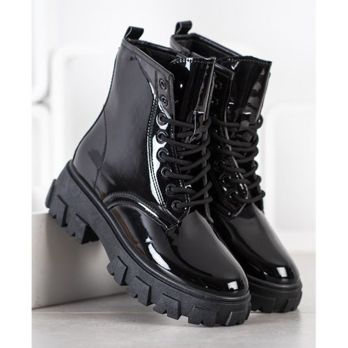 Lakierowane Traperki Na Platformie r.40 na Arena.pl