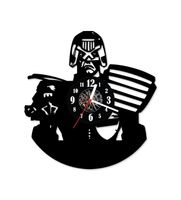 Zegar ścienny z płyty winylowej 179.13 Sedzia Dredd