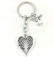 Breloczek do kluczy Serduszko z Aniołkiem Skrzydełka Anielskie Amulet Stróż