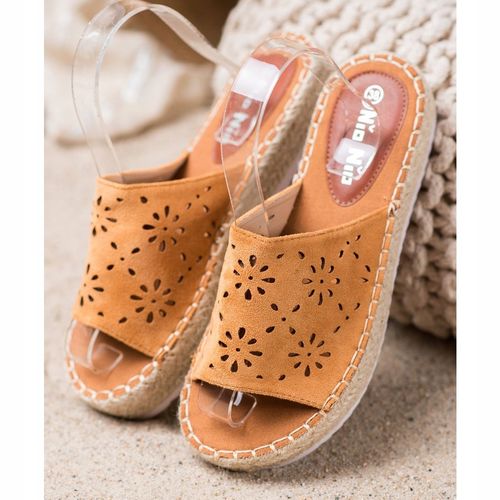 Klapki Na Słomkowej Platformie r.39 na Arena.pl