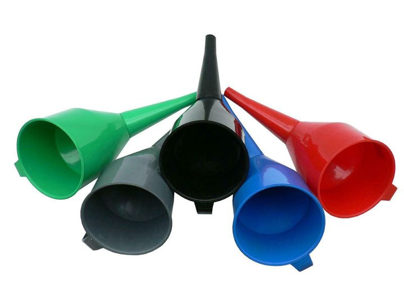 LEJEK DO PALIWA SKOŚNY zdjęcie 1