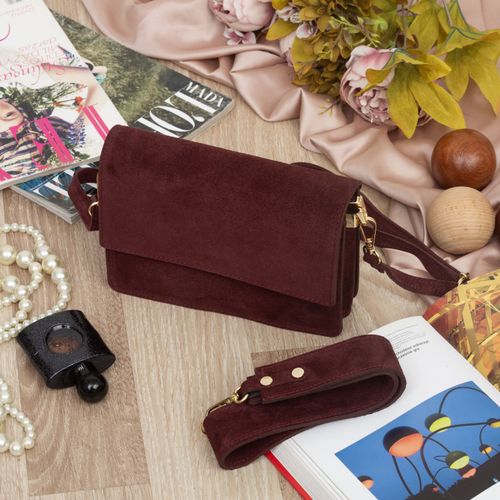 VERA PELLE torebka zamszowa listonoszka z klapą i paskiem V684 c.bordowa na Arena.pl