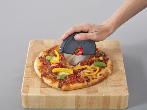 Nóż do pizzy DISC Joseph Joseph na Arena.pl