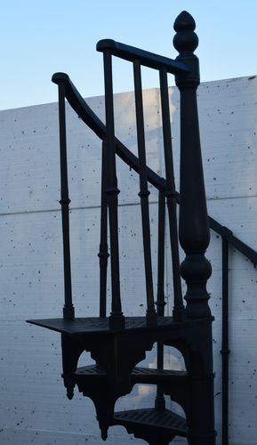 SCHODY KRĘCONE FI 1,00 M - WZÓR NR 3 - 1 TRALKA NA STOPNIU na Arena.pl