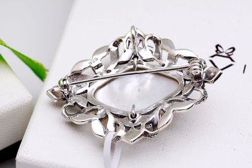 Srebrna broszka Staviori na Arena.pl