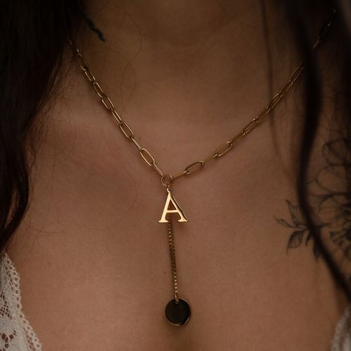 NASZYJNIK ZŁOTY CELEBRYTKA Z LITERKĄ A, GRAWER na Arena.pl