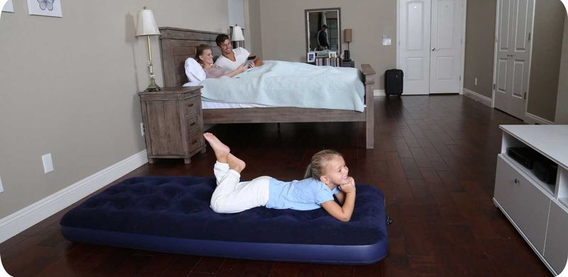 Materac dmuchany 185x76x22 cm jednoosobowy Bestway 67000 zdjęcie 3