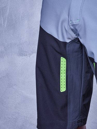 Spodenki CUBE ACTION Shorts Essentials L na rower na Arena.pl