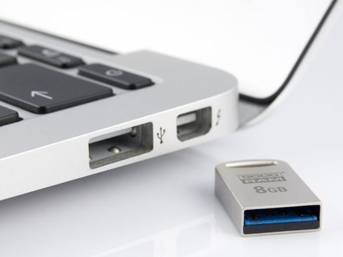 PenDrive GoodRam UPO3 8GB USB 3.0 na Arena.pl