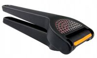 PRASKA WYCISKACZ DO CZOSNKU 1028361 FISKARS