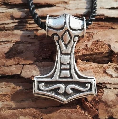 Naszyjnik Totem Amulet Mjolnir Thor Odyn Runy Młot na Arena.pl