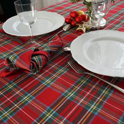 Obrus Świąteczny 138x140 w Kratę Czerwoną Włoski Look na Arena.pl