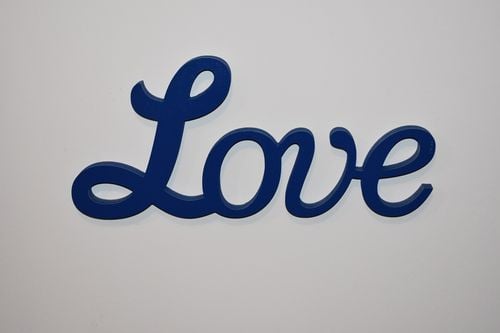 Napis 3D Love na Arena.pl