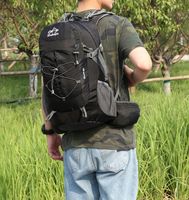 Plecak turystyczny trekkingowy solidny w góry stelaż pas biodrowy TH0395