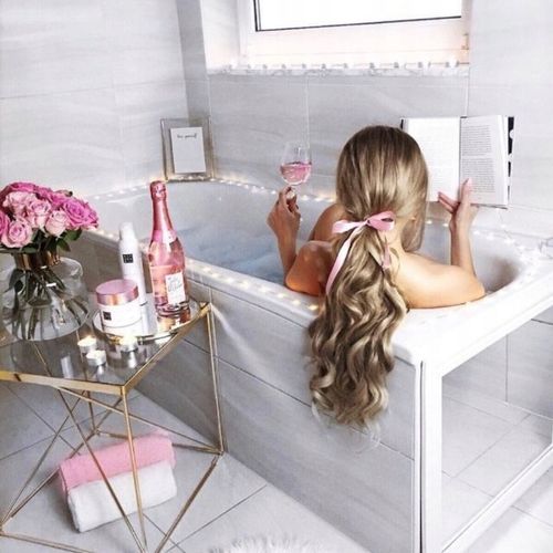 LA VIE EST PLEINE - LA VIE EST BELLE ŻEL POD PRYSZNIC DAMSKI ZAPACH PERFUM na Arena.pl