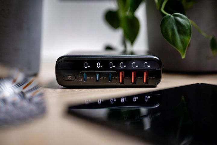 Ładowarka sieciowa z adapterami Newell GaN Tech T-power 140W 3xUSB-C 3xUSB zdjęcie 6