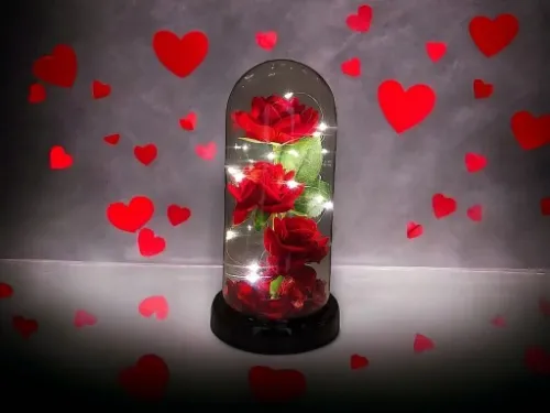 WIECZNA RÓŻA W SZKLE W KOPULE ŚWIECĄCA NA WALENTYNKI LED PREZENT PUDEŁKO na Arena.pl