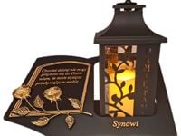 SYN SYNOWI ZNICZ LAMPION NA GRÓB LATARNIA CZARNA ZE ŚWIECĄ SKOS SENTENCJA