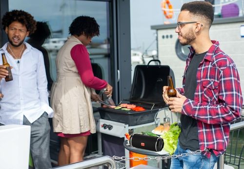GŁOŚNIK BLUETOOTH USB SD AUX PRZENOŚNY BEZPRZEWODOWY RADIO FM WIEŻA na Arena.pl