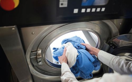 Lenor Proszek do prania Kolor Amethyst Blutentraum 3kg 50-100prań na Arena.pl