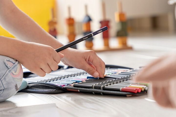 KREDKI OŁÓWKI ARTYSTYCZNE PROFESJONALNE ZESTAW 100 zdjęcie 14