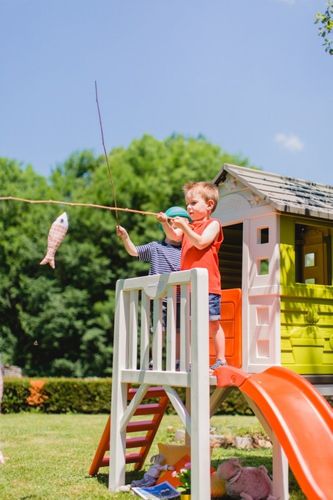Domek na palach na Arena.pl