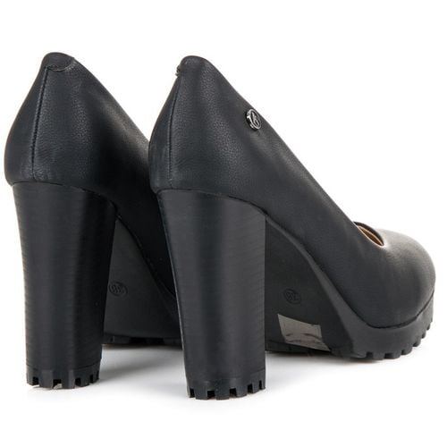 Czółenka na platformie r.36 na Arena.pl