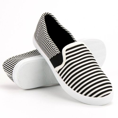 Slipony W Paski r.41 na Arena.pl