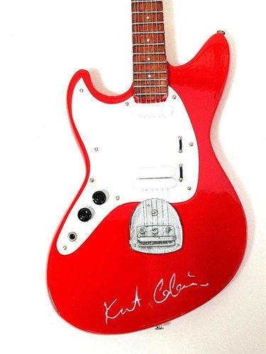 Mini gitara Kurt Cobain, Nirvana MGT-0277, skala 1:4 na Arena.pl