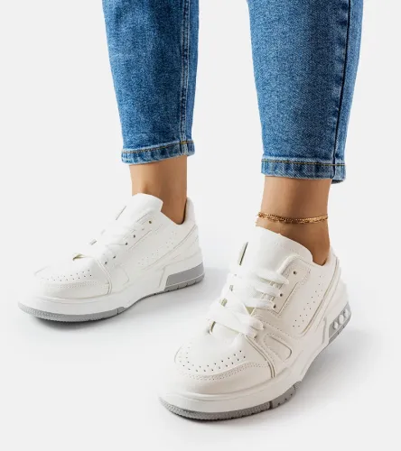 Białe sportowe sneakersy Willson 38 na Arena.pl