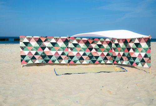 PARAWAN PLAŻOWY Trójkąty z indywidualnym napisem 5 PANELI 77.5 na Arena.pl