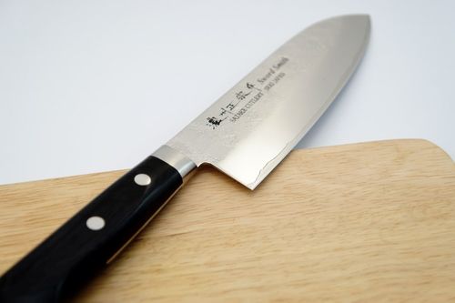 Nóż Santoku 17 cm Unique Satake na Arena.pl